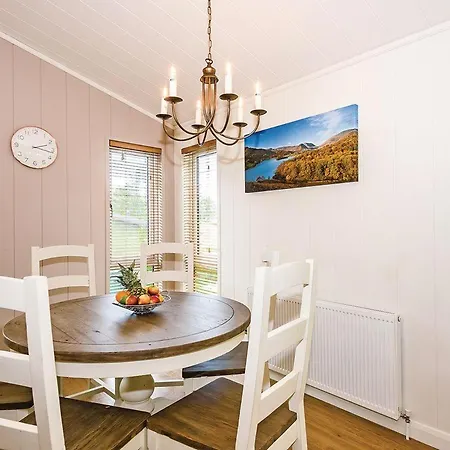 Keswick Reach Retreat Resort