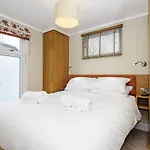 Keswick Reach Retreat 度假村
