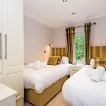 Keswick Reach Retreat 度假村