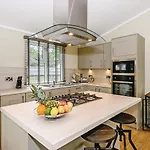 Keswick Reach Retreat 度假村 *