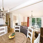 Keswick Reach Retreat * 巴森斯怀特湖站