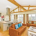 度假村 Keswick Reach Retreat 巴森斯怀特湖站