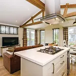 Keswick Reach Retreat 度假村
