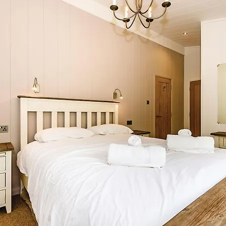 Keswick Reach Retreat * Bassenthwaite Lake