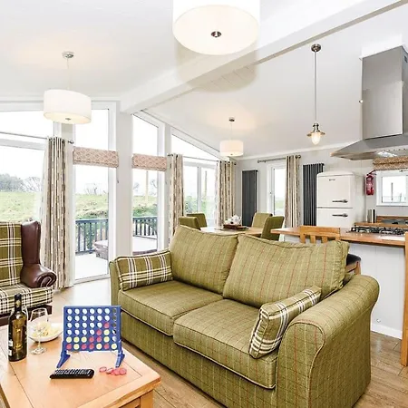 Keswick Reach Retreat אתר נופש *