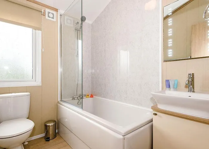 Resort Keswick Reach Retreat Bassenthwaite Lake