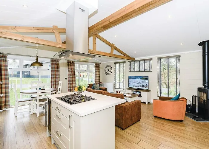 Resort Keswick Reach Retreat *