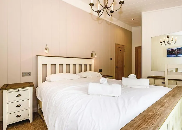 Keswick Reach Retreat * Bassenthwaite Lake