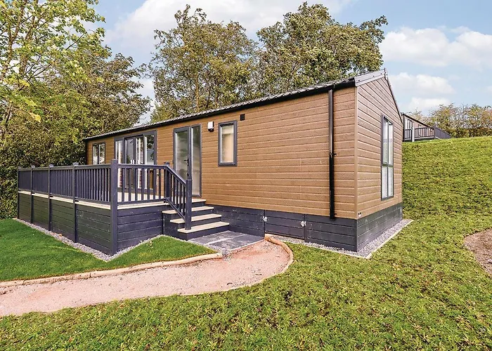 Resort Keswick Reach Retreat *