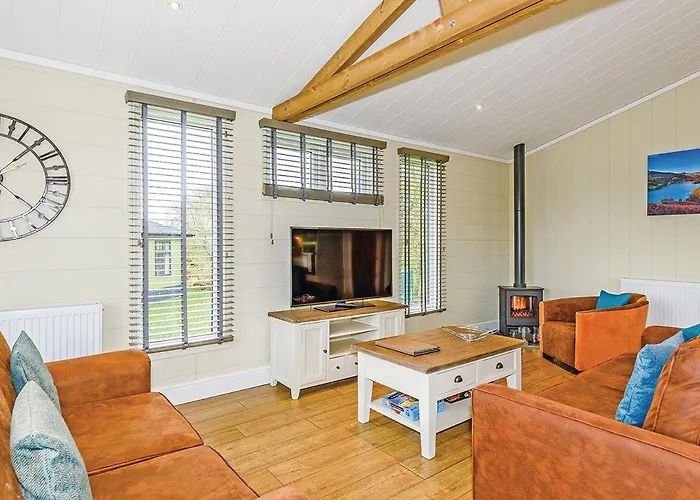 Resort Keswick Reach Retreat *