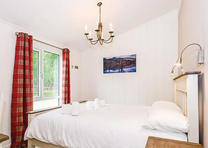 Resort Keswick Reach Retreat